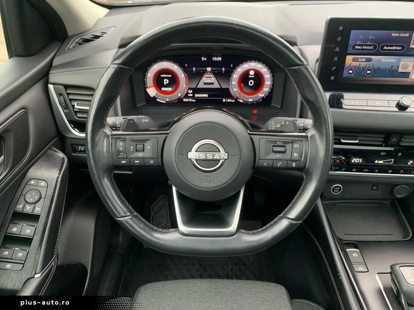 NISSAN Qashqai 1.3 DIG-T 4x4 N-Connecta AT Pano 360  SH