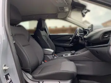 NISSAN Qashqai 1.3 DIG-T 4x4 N-Connecta AT Pano 360  SH