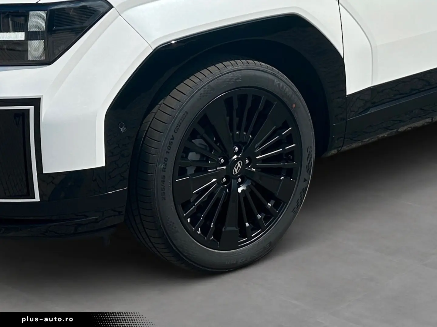 HYUNDAI SANTA FE 1.6 T-GDI PLUG IN PHEV BLACKLINE 0 5%