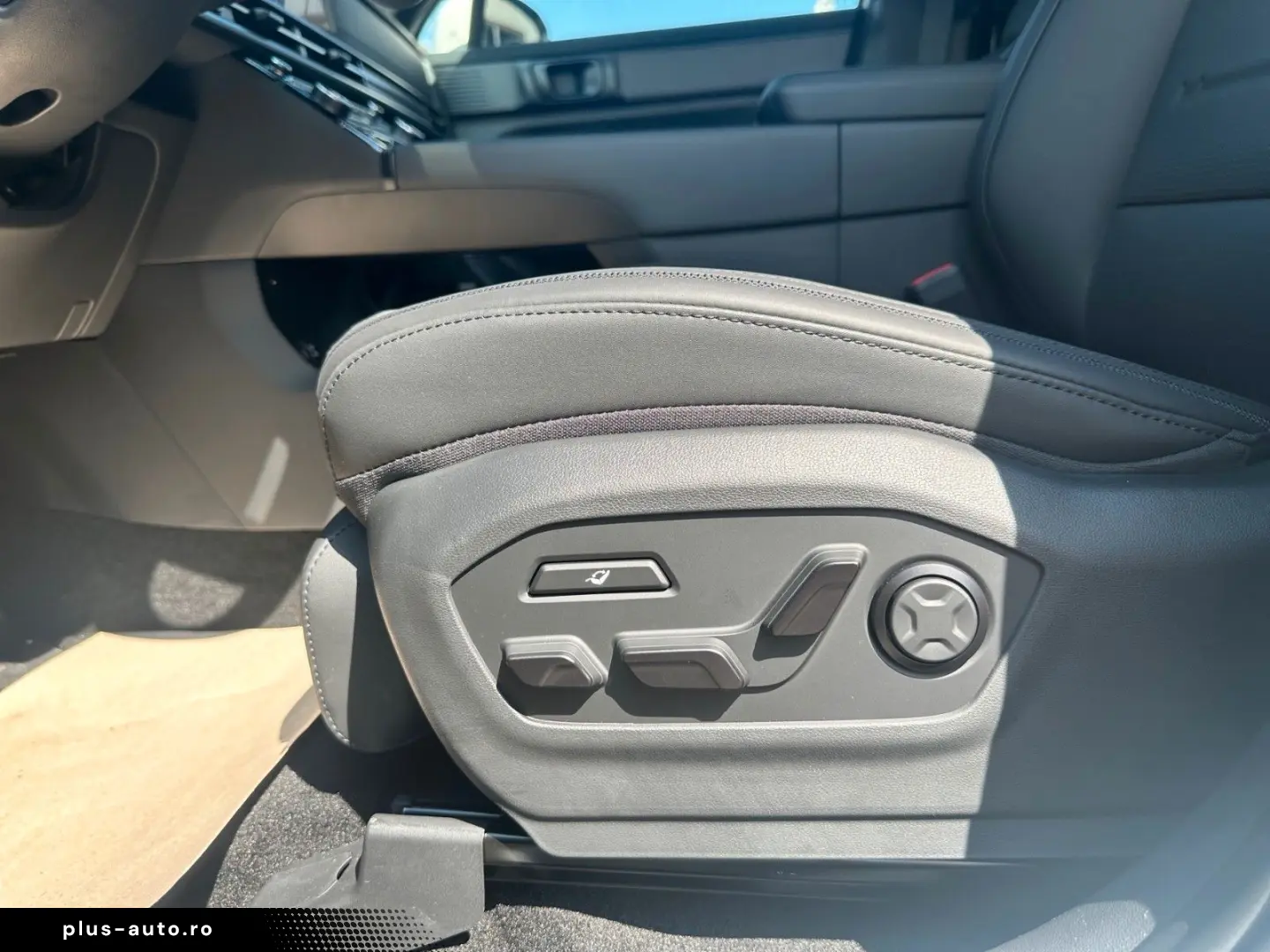 HYUNDAI SANTA FE 1.6 T-GDI PLUG IN PHEV BLACKLINE 0 5%