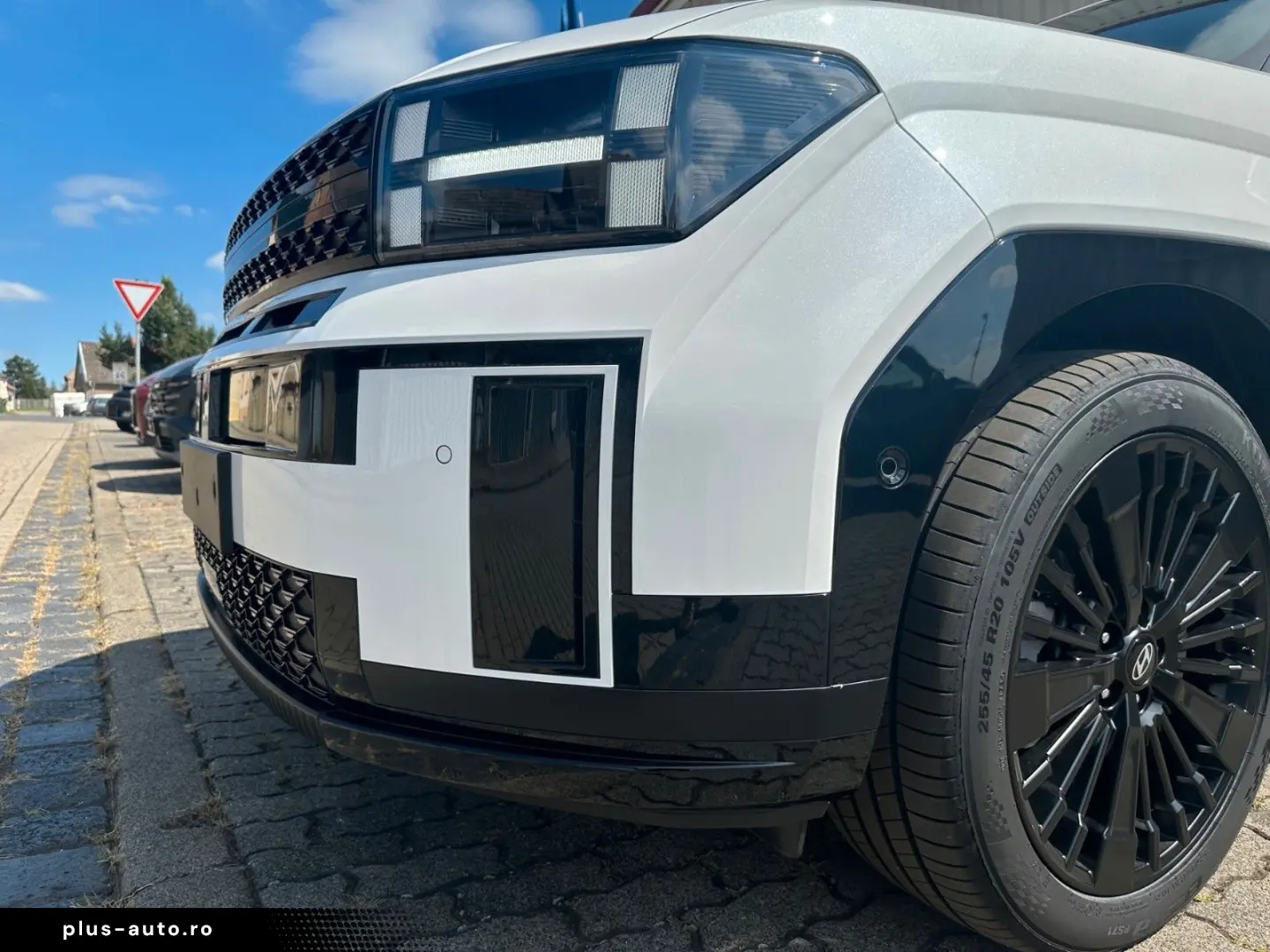 HYUNDAI SANTA FE 1.6 T-GDI PLUG IN PHEV BLACKLINE 0 5%