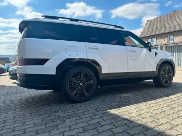 HYUNDAI SANTA FE 1.6 T-GDI PLUG IN PHEV BLACKLINE 0 5%