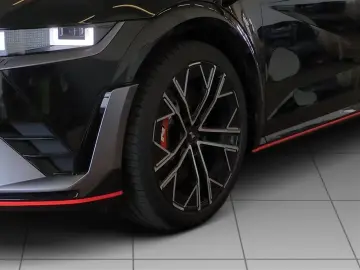 HYUNDAI IONIQ 5 N 84 kWh 4WD PANORAMA BOSE SOUND