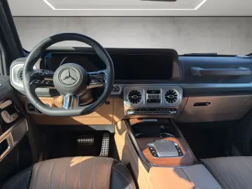 MERCEDES-BENZ G 450 d MBUX AHK Night