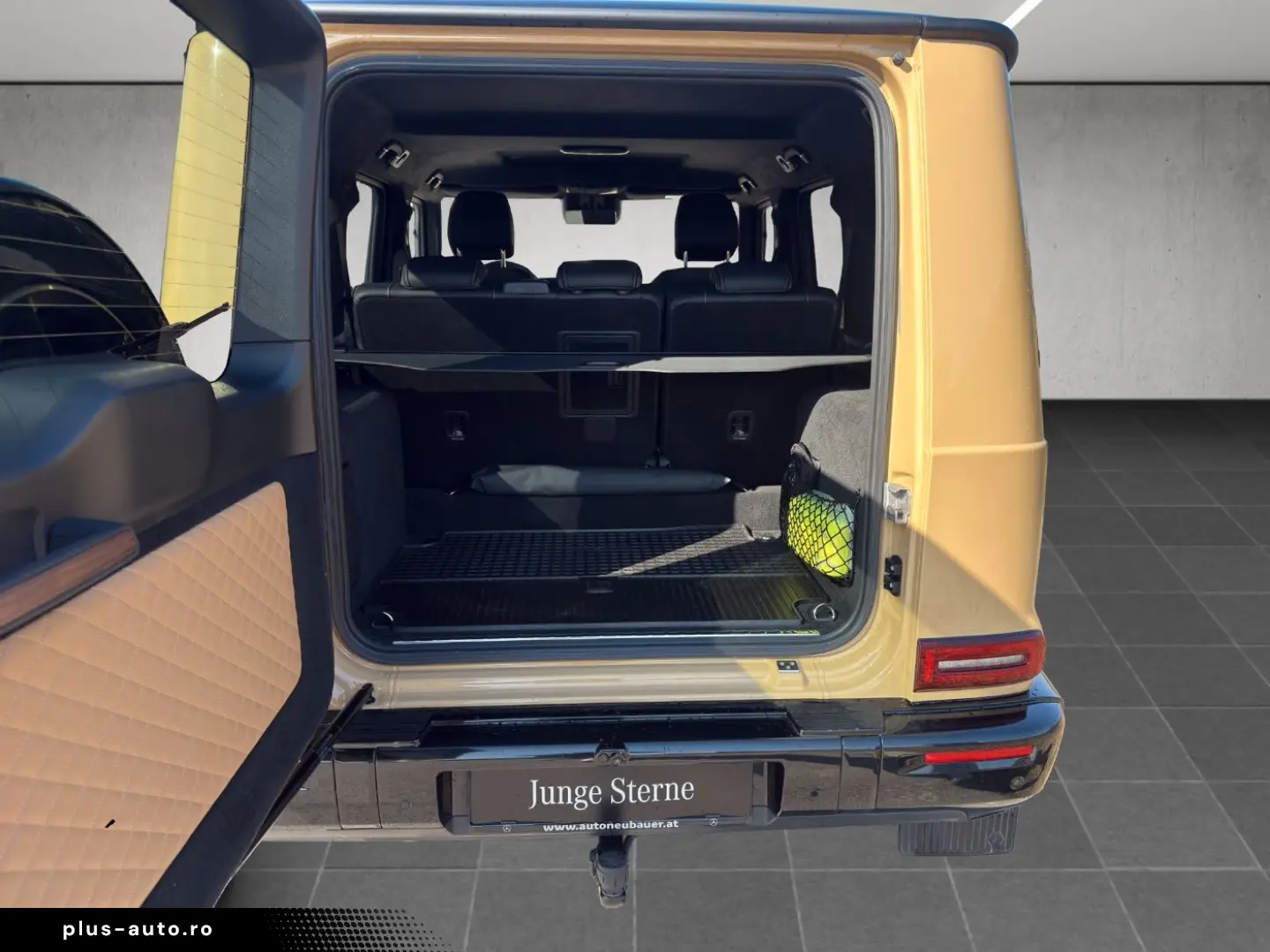 MERCEDES-BENZ G 450 d MBUX AHK Night