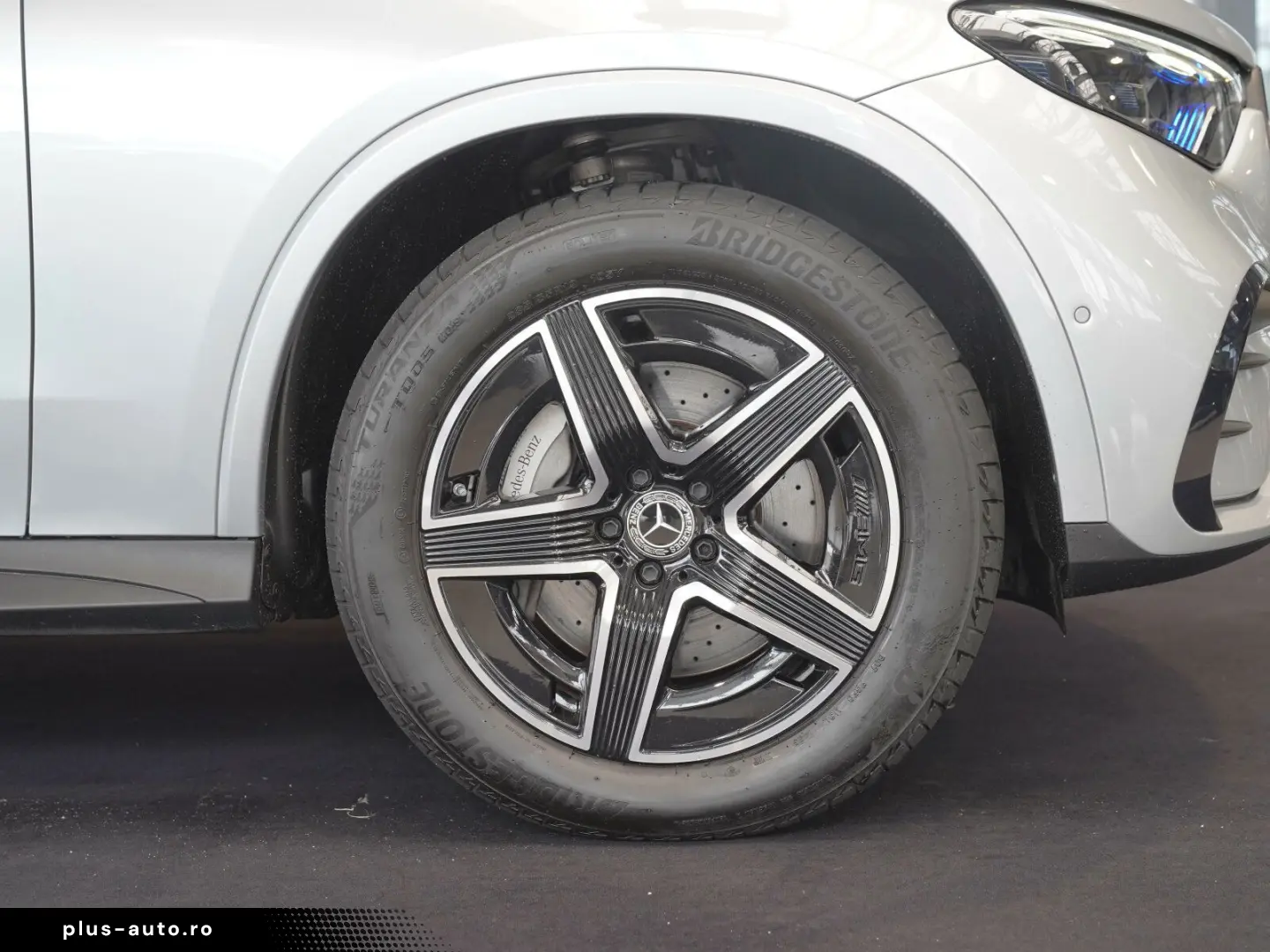 MERCEDES-BENZ GLC 300 d 4M AMG Night powerrot Head-up AIR