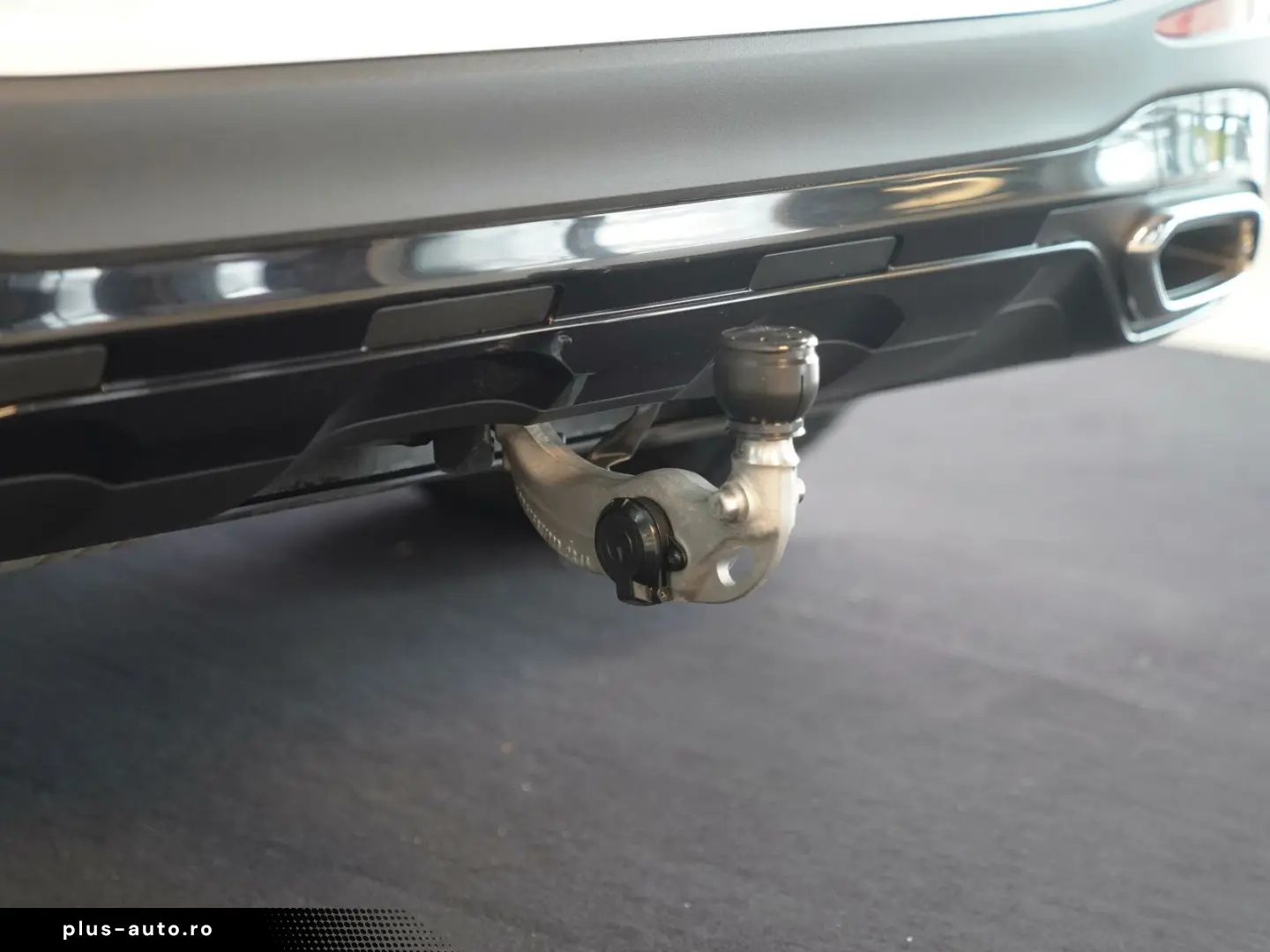 MERCEDES-BENZ GLC 300 d 4M AMG Night powerrot Head-up AIR
