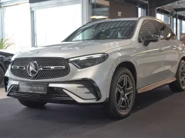 MERCEDES-BENZ GLC 300 d 4M AMG Night powerrot Head-up AIR
