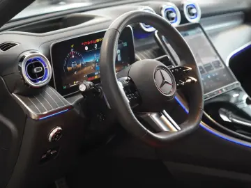 MERCEDES-BENZ GLC 300 d 4M AMG Night powerrot Head-up AIR