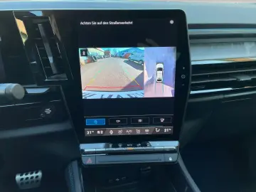 RENAULT Rafale Esprit Alpine E-Tech Full Hybrid 200