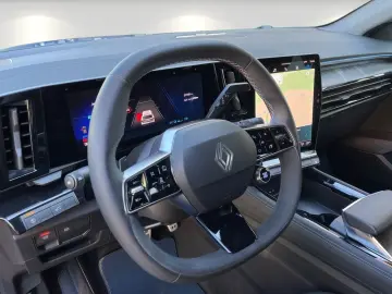 RENAULT Rafale Esprit Alpine E-Tech Full Hybrid 200