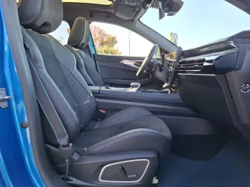 RENAULT Rafale Esprit Alpine E-Tech Full Hybrid 200