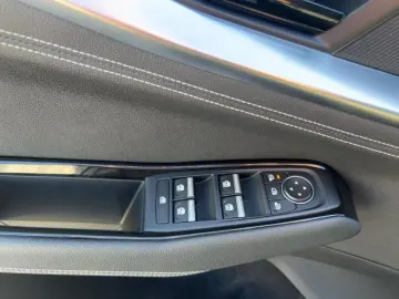 RENAULT Rafale 1.2 E-TECH 200 Techno