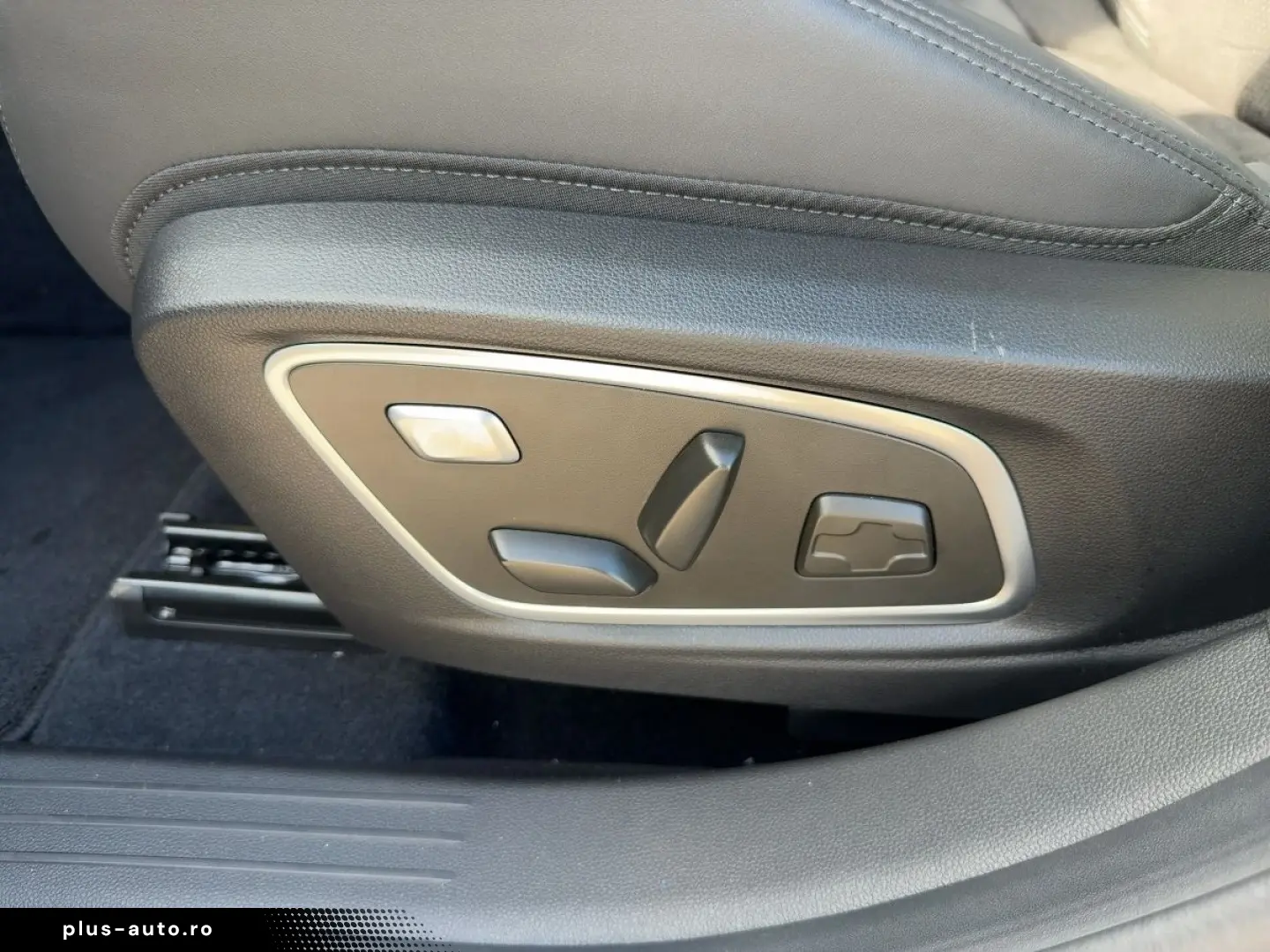 RENAULT Rafale Esprit Alpine E-Tech Full Hybrid 200 NEU