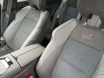 RENAULT Rafale 200 E-Tech Full Hybrid Esprit Alpine Harm
