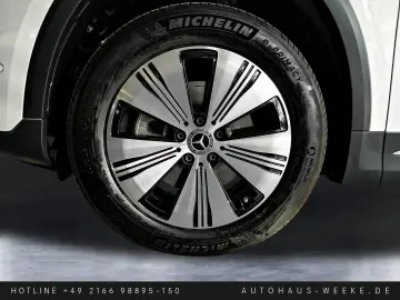 MERCEDES-BENZ EQA 300 4M Progressive ADVANCED Burm BLIND