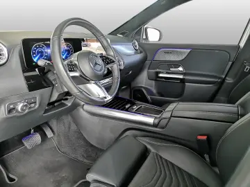 MERCEDES-BENZ EQA 300 4M Progressive ADVANCED Burm BLIND