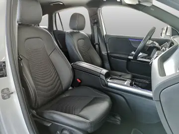 MERCEDES-BENZ EQA 300 4M Progressive ADVANCED Burm BLIND