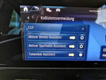 MERCEDES-BENZ EQA 300 4M Progressive ADVANCED Burm BLIND