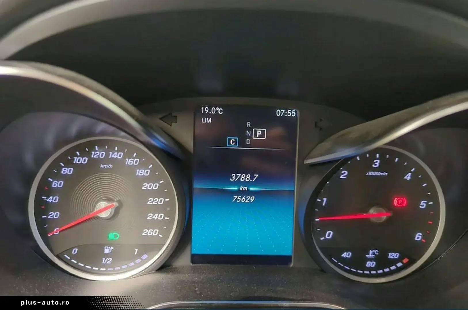 MERCEDES-BENZ GLC 400 d 4Matic AMG Line Night AHK 19 LM