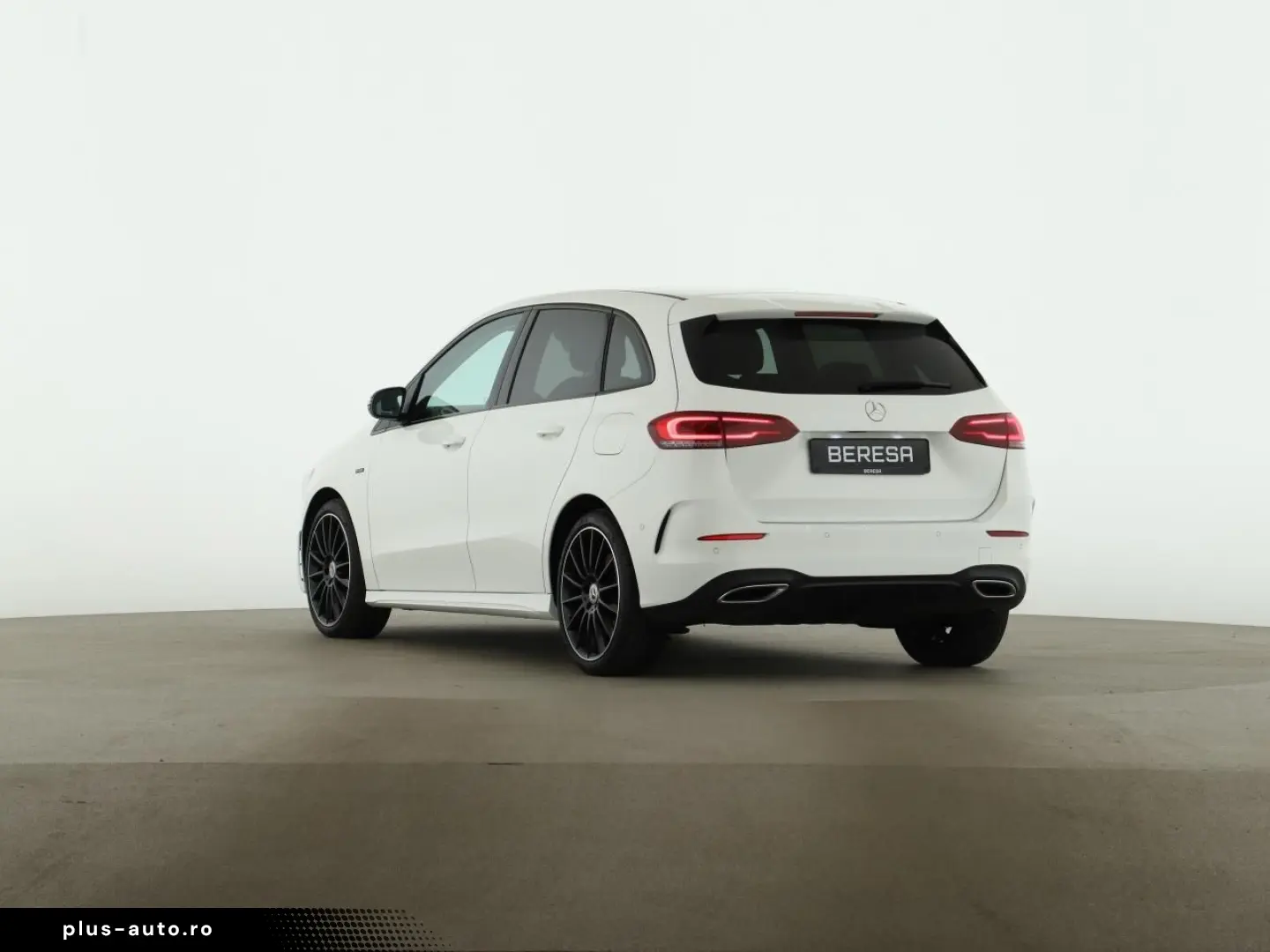 MERCEDES-BENZ B 250e AMG Night MBUX Kamera LED Navi Park