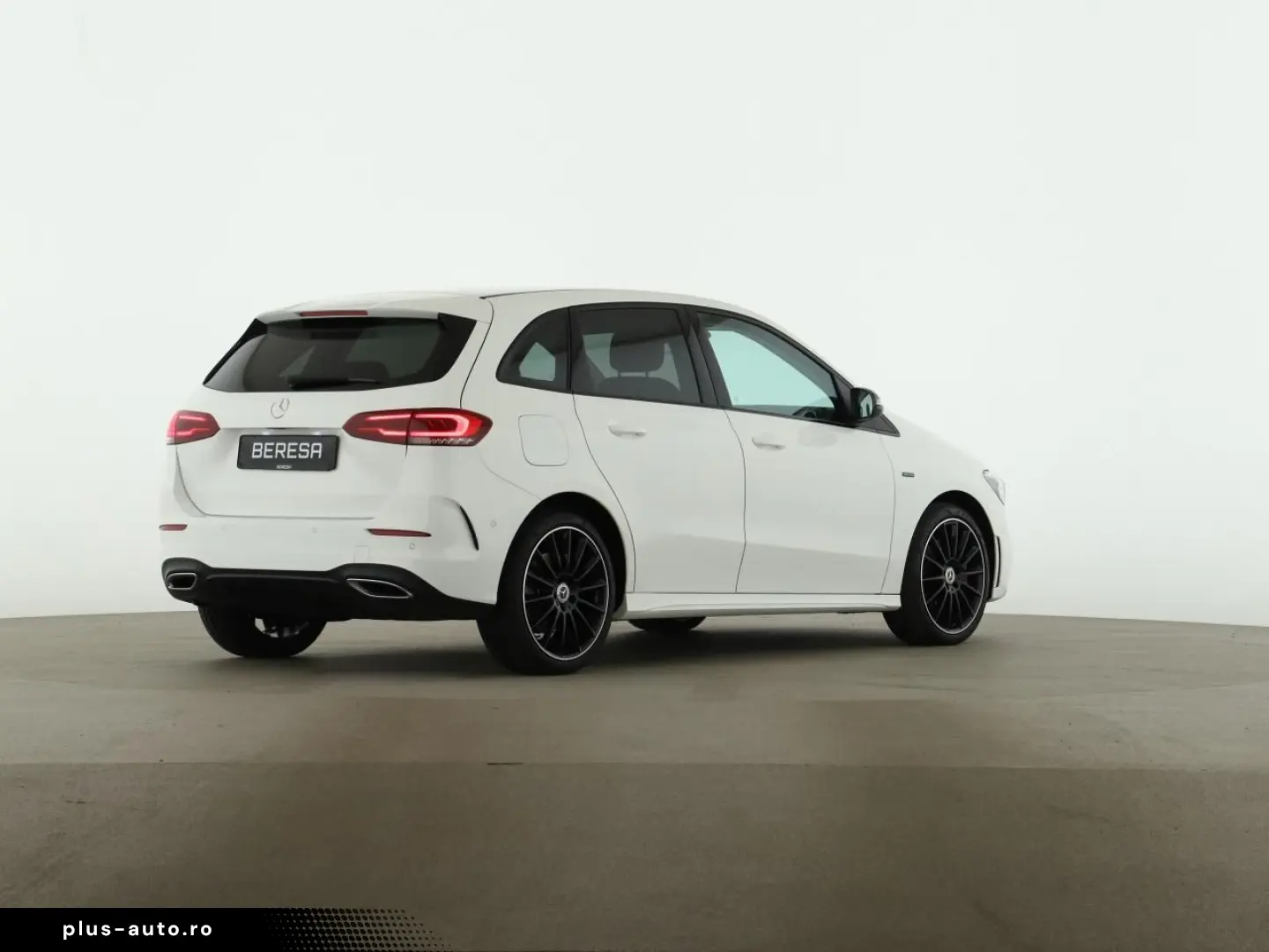 MERCEDES-BENZ B 250e AMG Night MBUX Kamera LED Navi Park