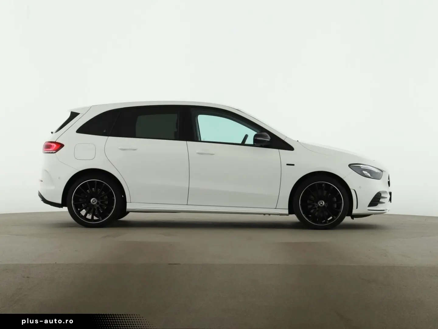 MERCEDES-BENZ B 250e AMG Night MBUX Kamera LED Navi Park