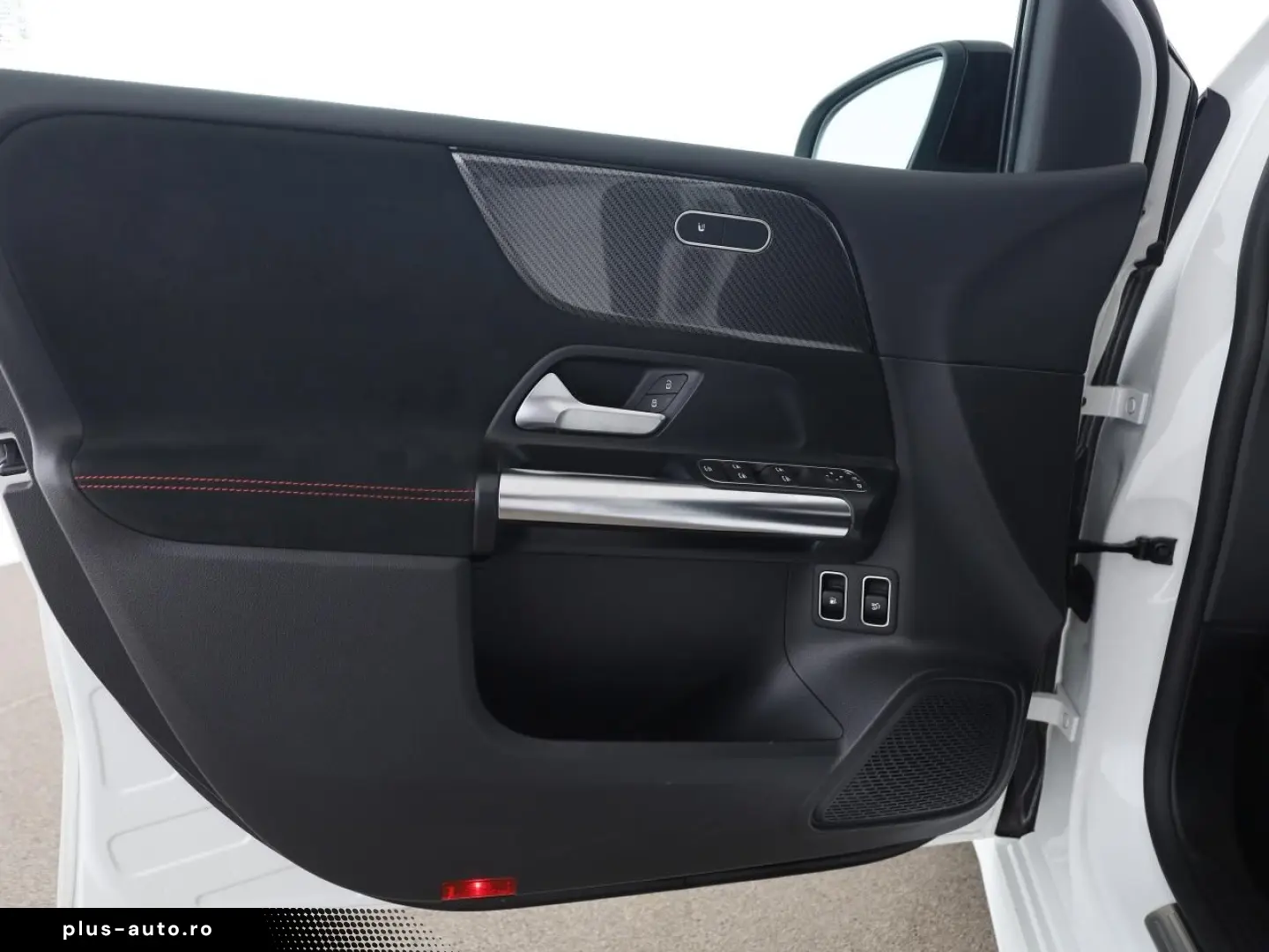 MERCEDES-BENZ B 250e AMG Night MBUX Kamera LED Navi Park