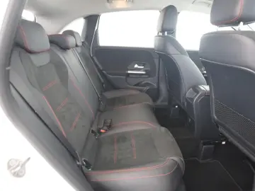 MERCEDES-BENZ B 250e AMG Night MBUX Kamera LED Navi Park