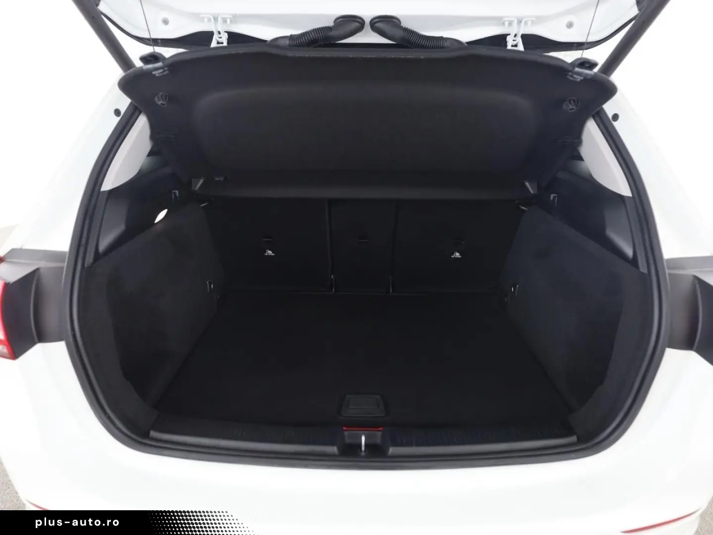 MERCEDES-BENZ B 250e AMG Night MBUX Kamera LED Navi Park