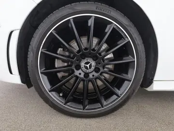 MERCEDES-BENZ B 250e AMG Night MBUX Kamera LED Navi Park