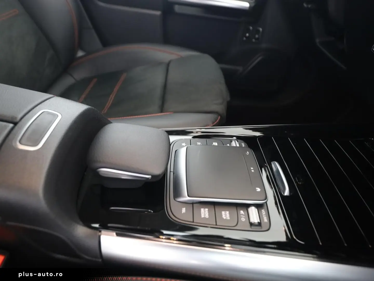 MERCEDES-BENZ B 250e AMG Night MBUX Kamera LED Navi Park