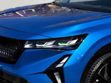 RENAULT Rafale Esprit Alpine E-Tech PHEV 4x4   Panoramad