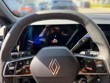 RENAULT Rafale Esprit Alpine E-Tech PHEV 4x4   Panoramad