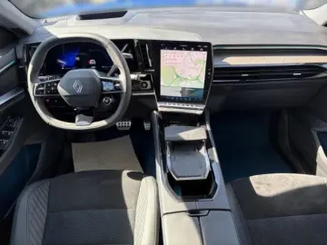 RENAULT Rafale Esprit Alpine E-Tech PHEV 4x4   Panoramad