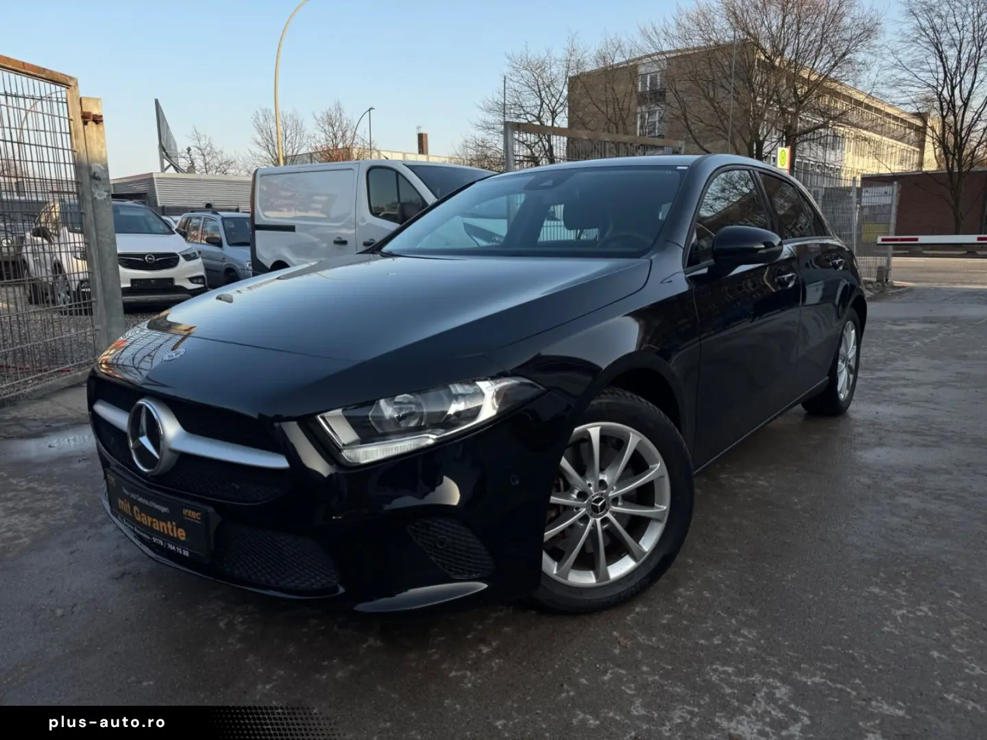 MERCEDES-BENZ A 250e  Scheckheft CarPlay NAVI Park