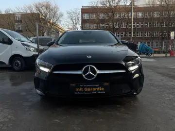 MERCEDES-BENZ A 250e  Scheckheft CarPlay NAVI Park