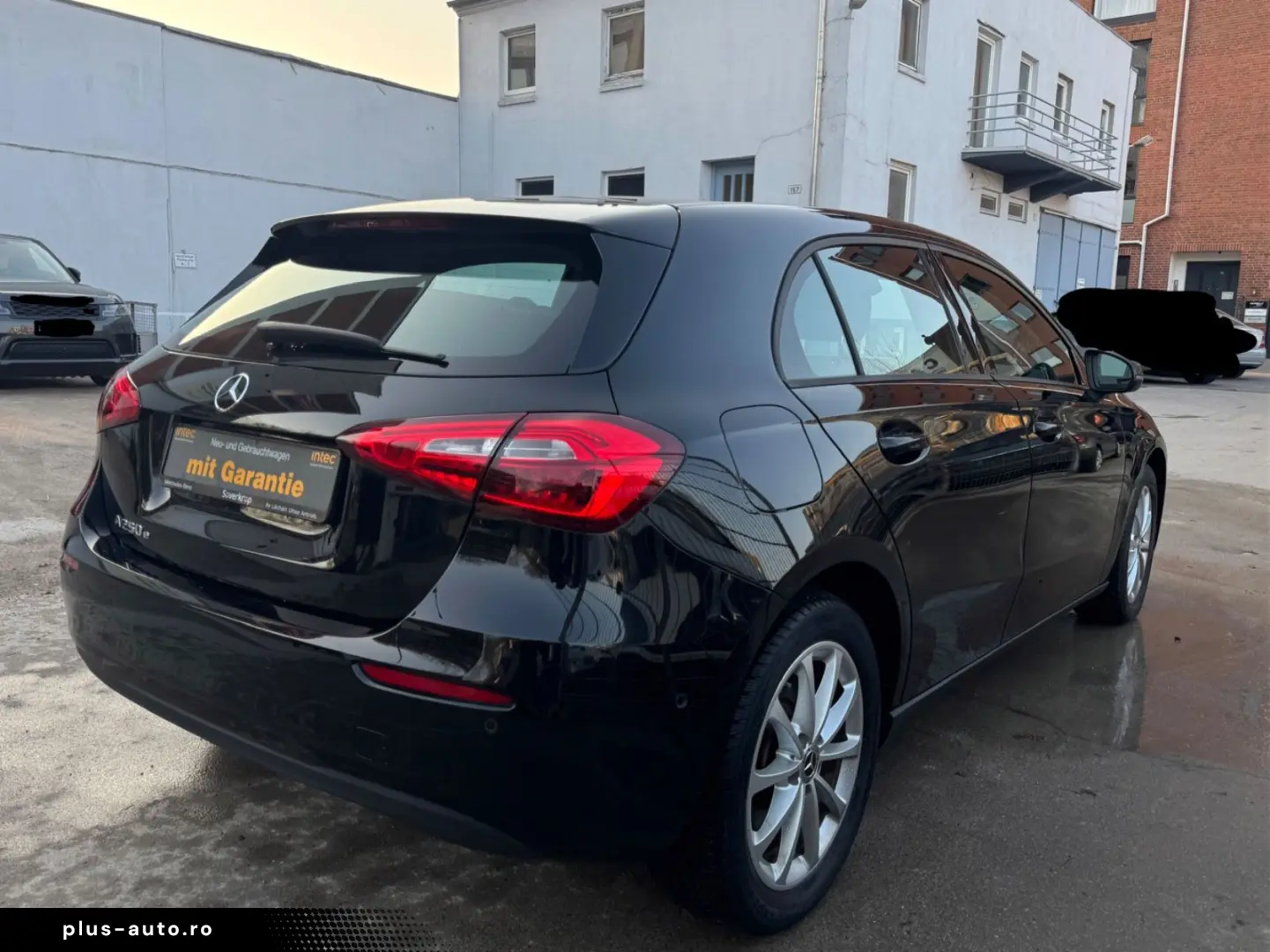 MERCEDES-BENZ A 250e  Scheckheft CarPlay NAVI Park