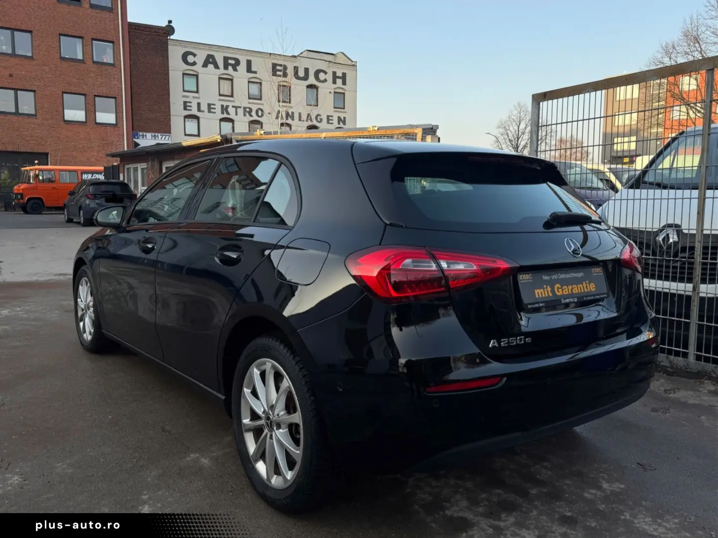 MERCEDES-BENZ A 250e  Scheckheft CarPlay NAVI Park