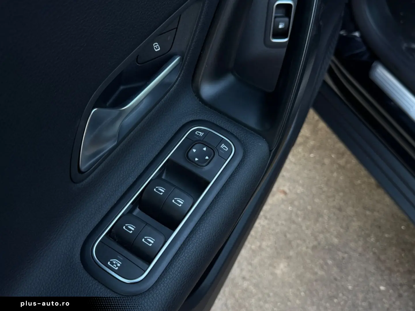 MERCEDES-BENZ A 250e  Scheckheft CarPlay NAVI Park