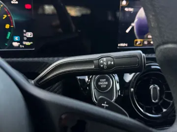 MERCEDES-BENZ A 250e  Scheckheft CarPlay NAVI Park