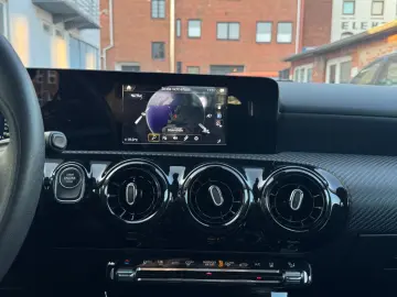 MERCEDES-BENZ A 250e  Scheckheft CarPlay NAVI Park