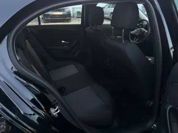 MERCEDES-BENZ A 250e  Scheckheft CarPlay NAVI Park