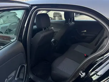 MERCEDES-BENZ A 250e  Scheckheft CarPlay NAVI Park