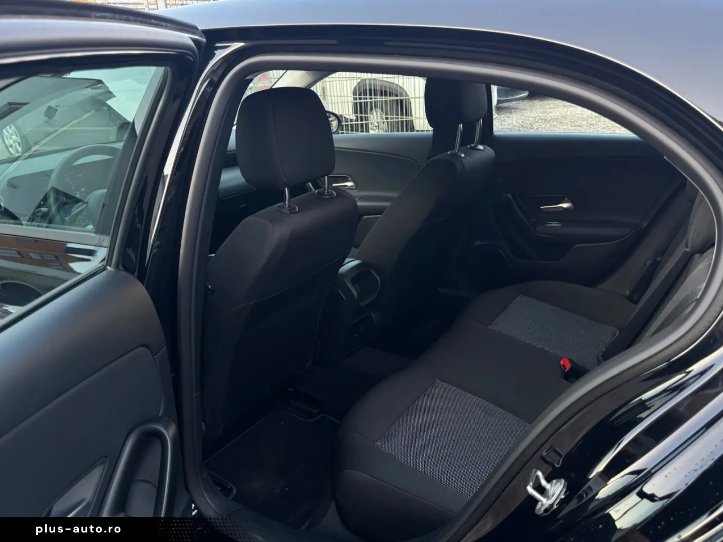 MERCEDES-BENZ A 250e  Scheckheft CarPlay NAVI Park