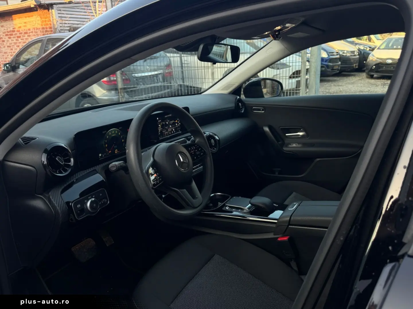 MERCEDES-BENZ A 250e  Scheckheft CarPlay NAVI Park