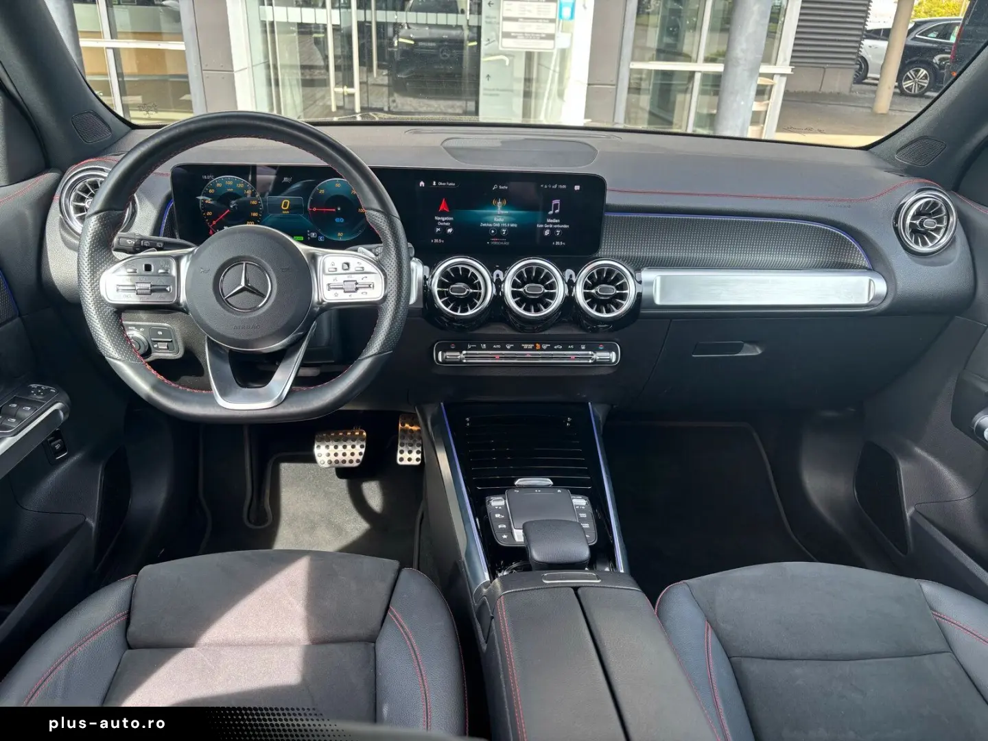 MERCEDES-BENZ EQB 300 4M AMG Distronic Pano CarPlay 360