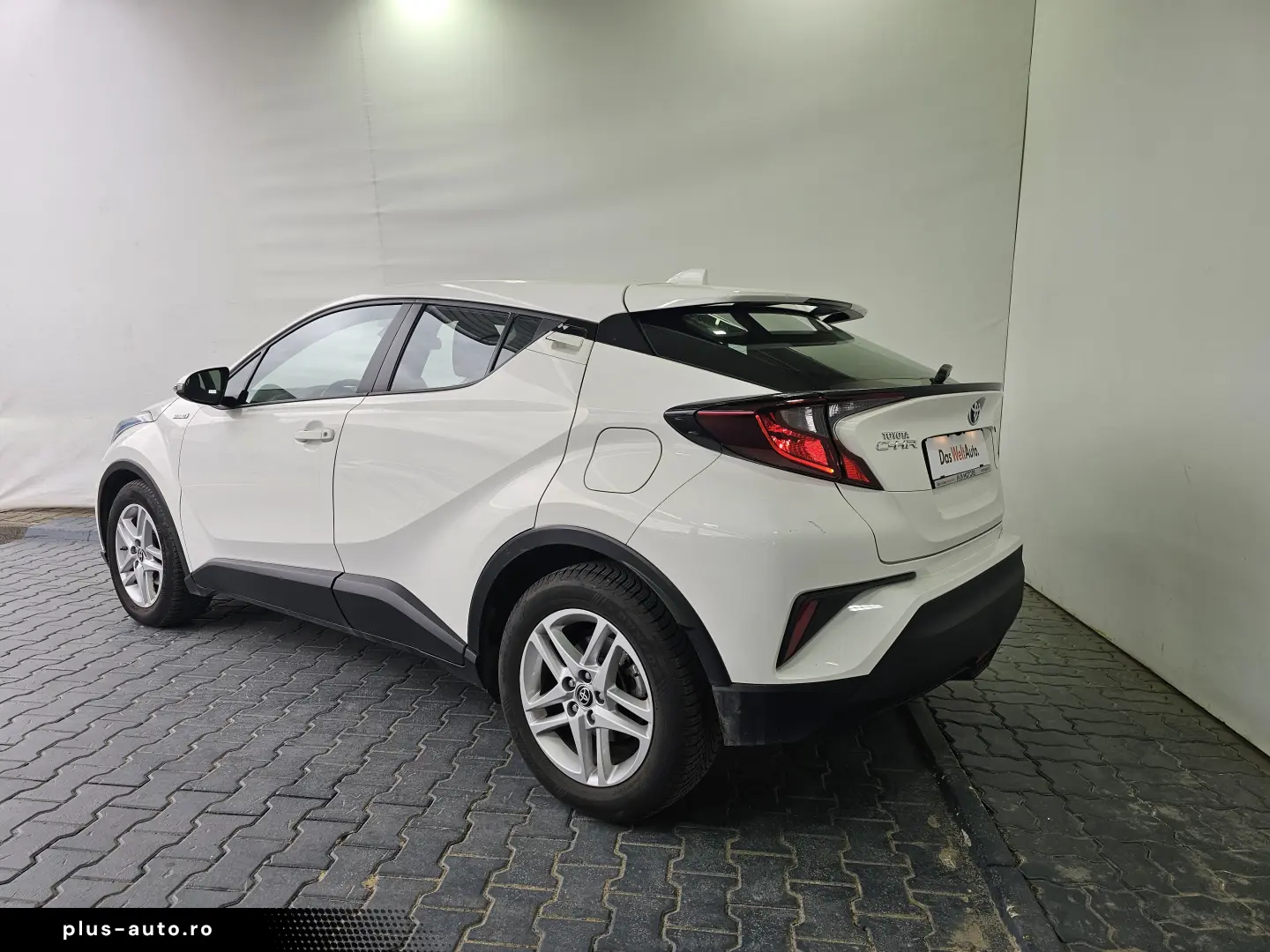Toyota C-HR 1.8 HSD 122 CP 4x2 CVT C-enter