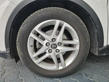 Toyota C-HR 1.8 HSD 122 CP 4x2 CVT C-enter