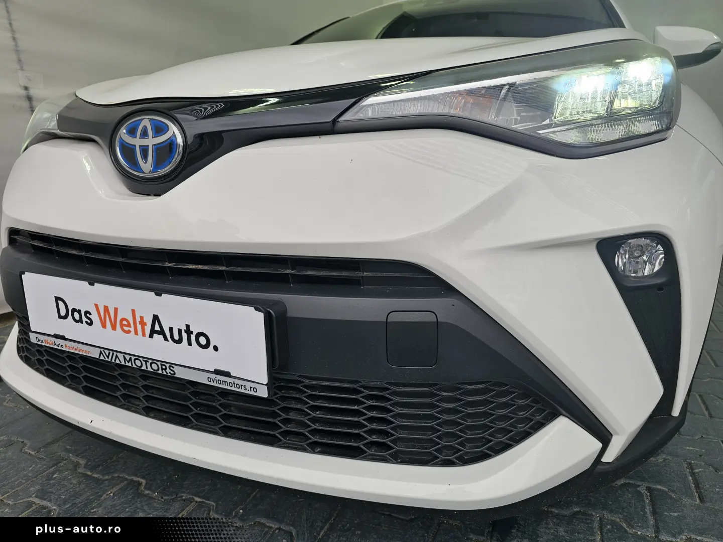 Toyota C-HR 1.8 HSD 122 CP 4x2 CVT C-enter